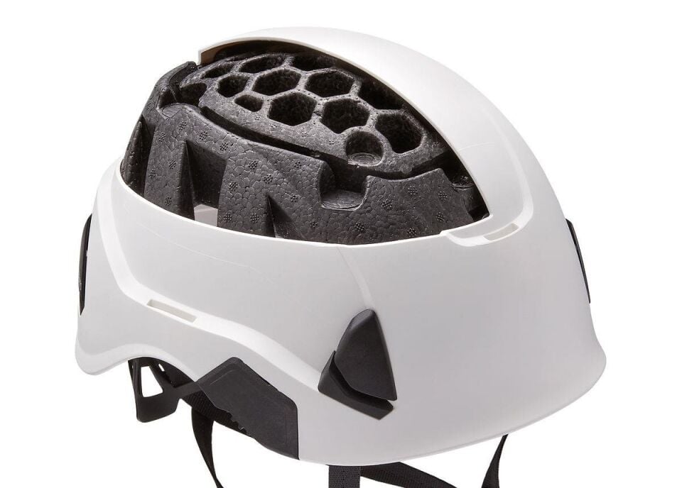 PETZL STRATO VENT Kask