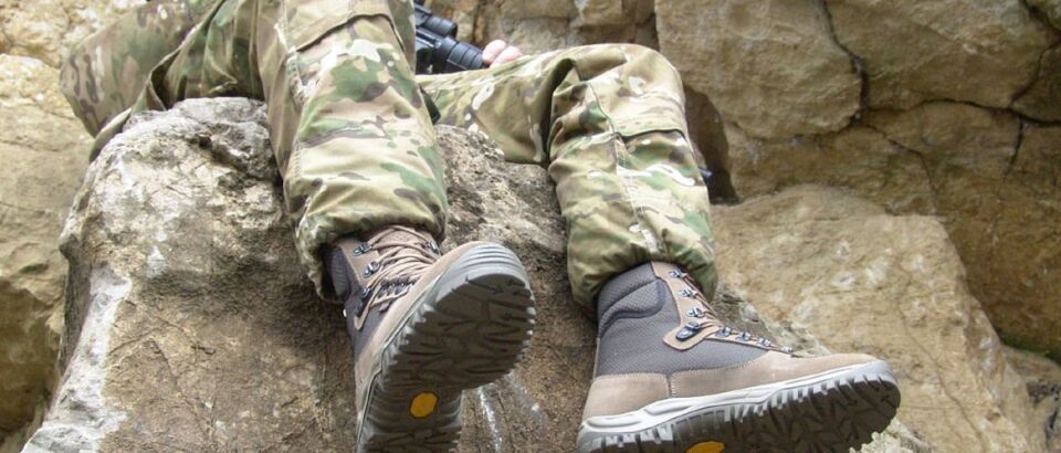 Bestard Desert Commander UK-10½ = EUR-45½