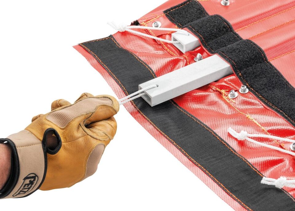 PETZL NEST Kurtarma Sedyesi