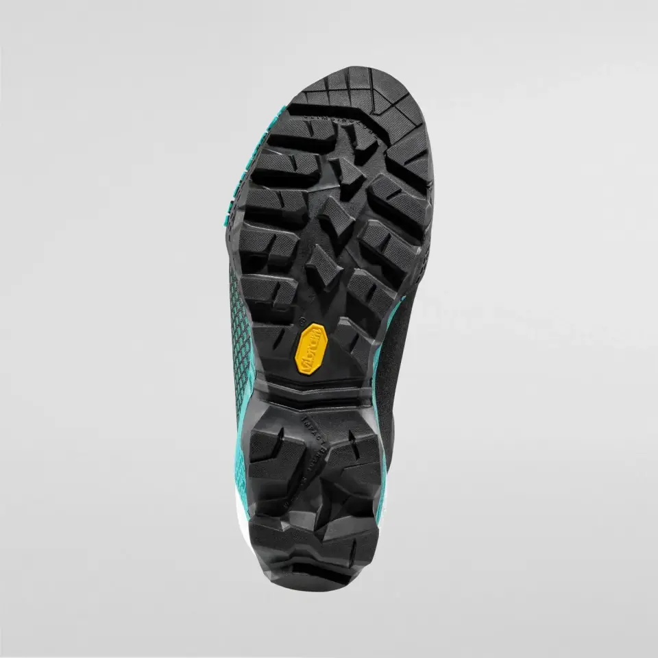 La Sportiva Aequilibrium ST Woman GTX