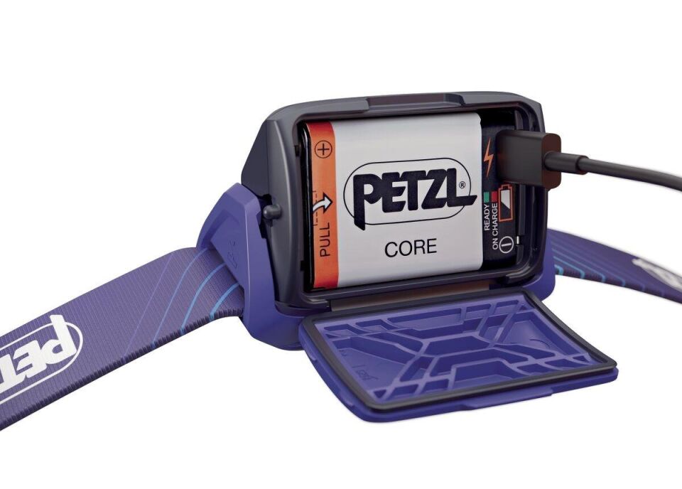 PETZL TIKKA CORE Kafa Feneri MAVI