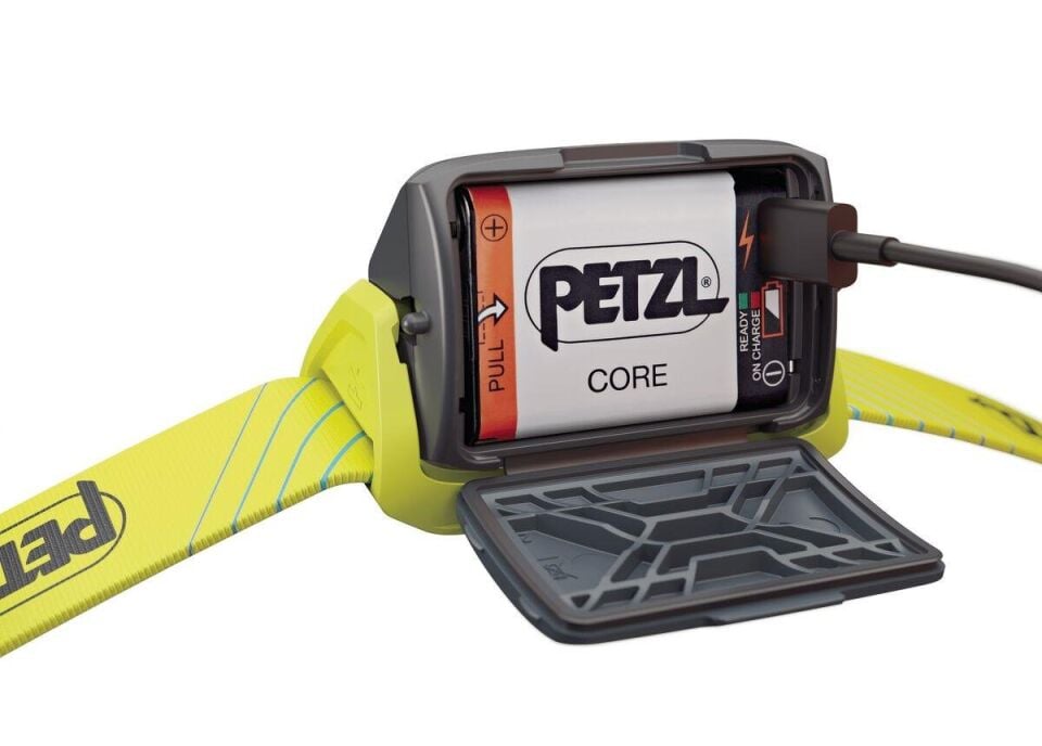 PETZL TIKKA CORE Kafa Feneri SARI