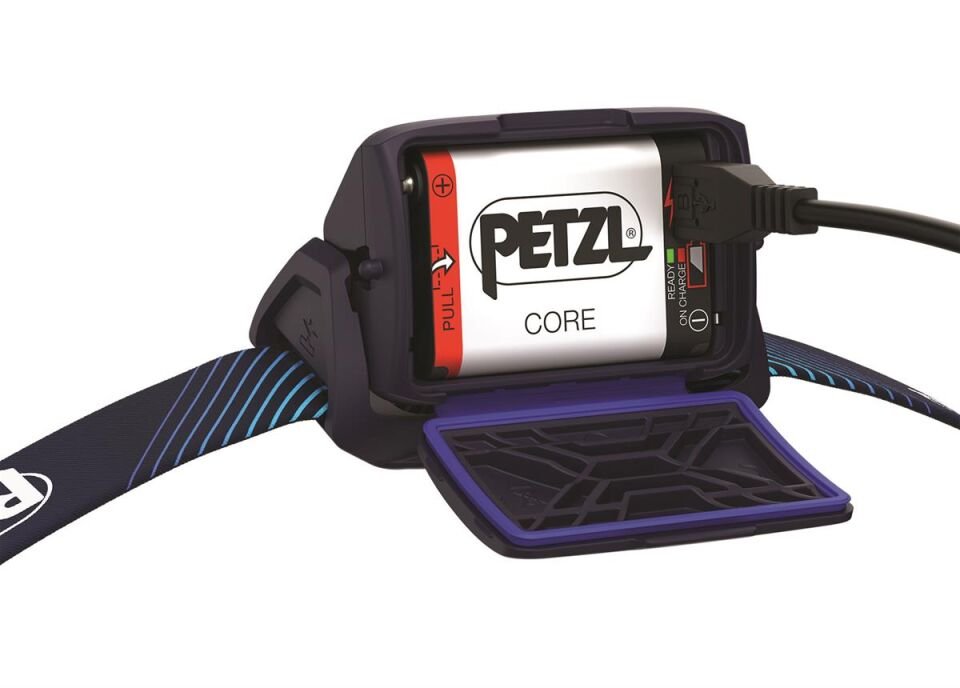 PETZL ACTIK CORE Kafa Feneri 600 lümen MAVİ