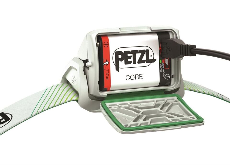PETZL ACTIK CORE Kafa Feneri 600 lümen YEŞİL